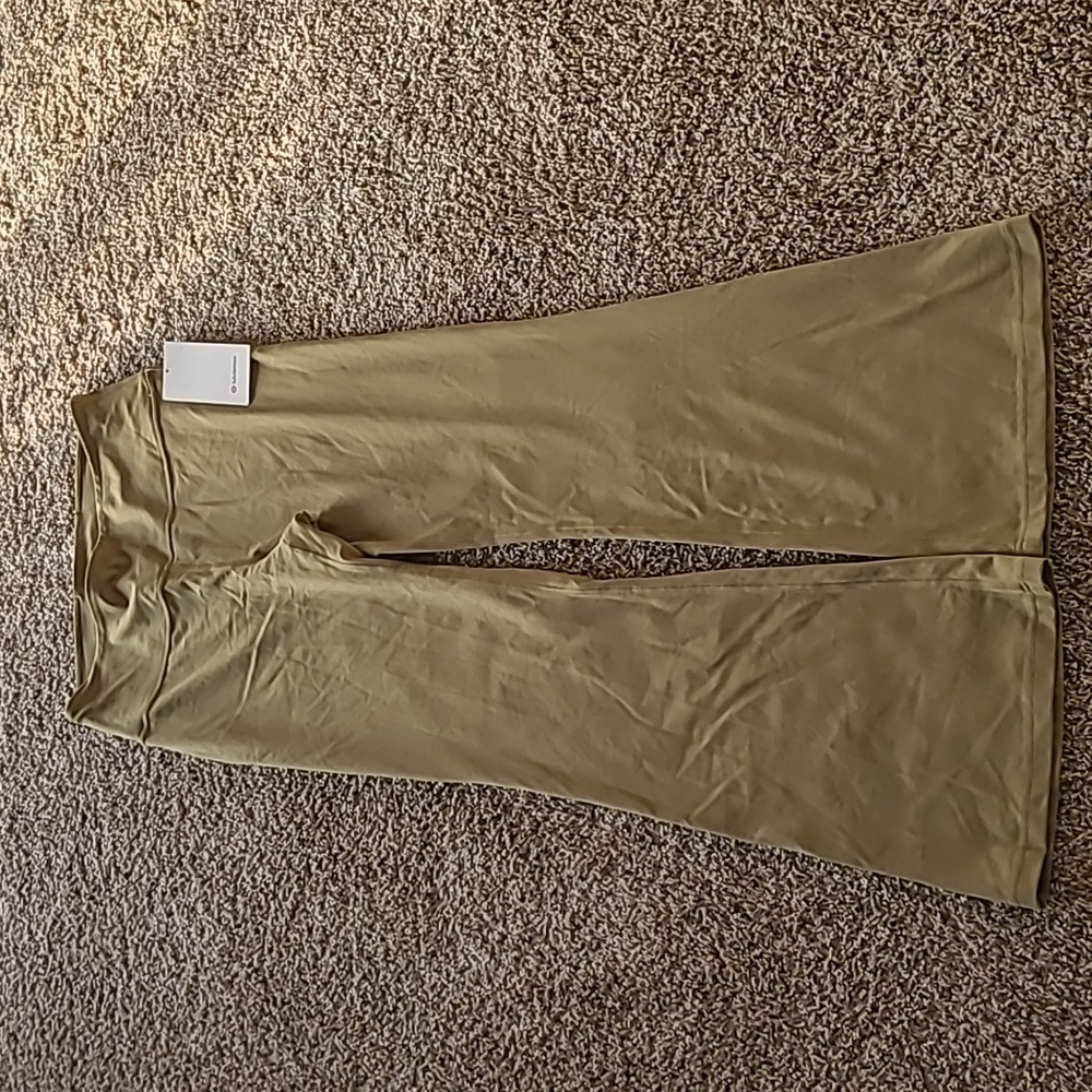 Lululemon pants